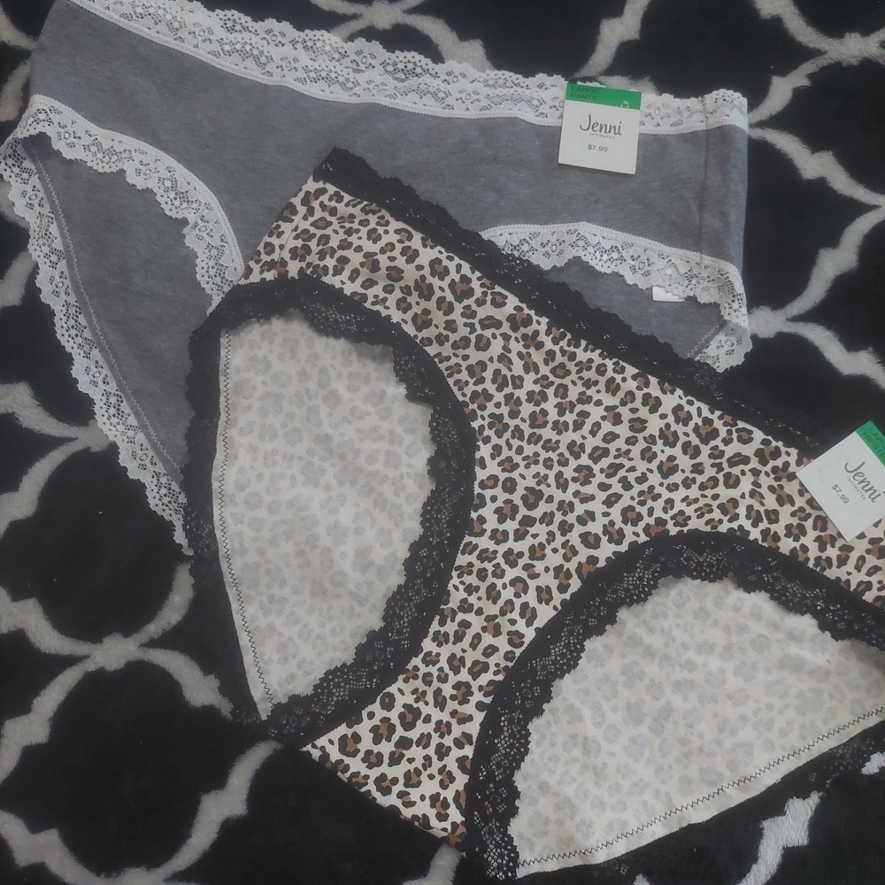 NWT Jenni Women's Lace Trim Panties - Gray and Leopard Print Large